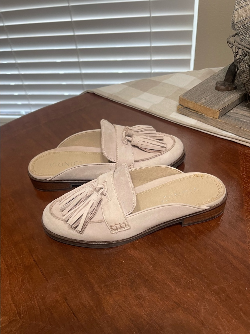 Vionic Reagan Mule slides